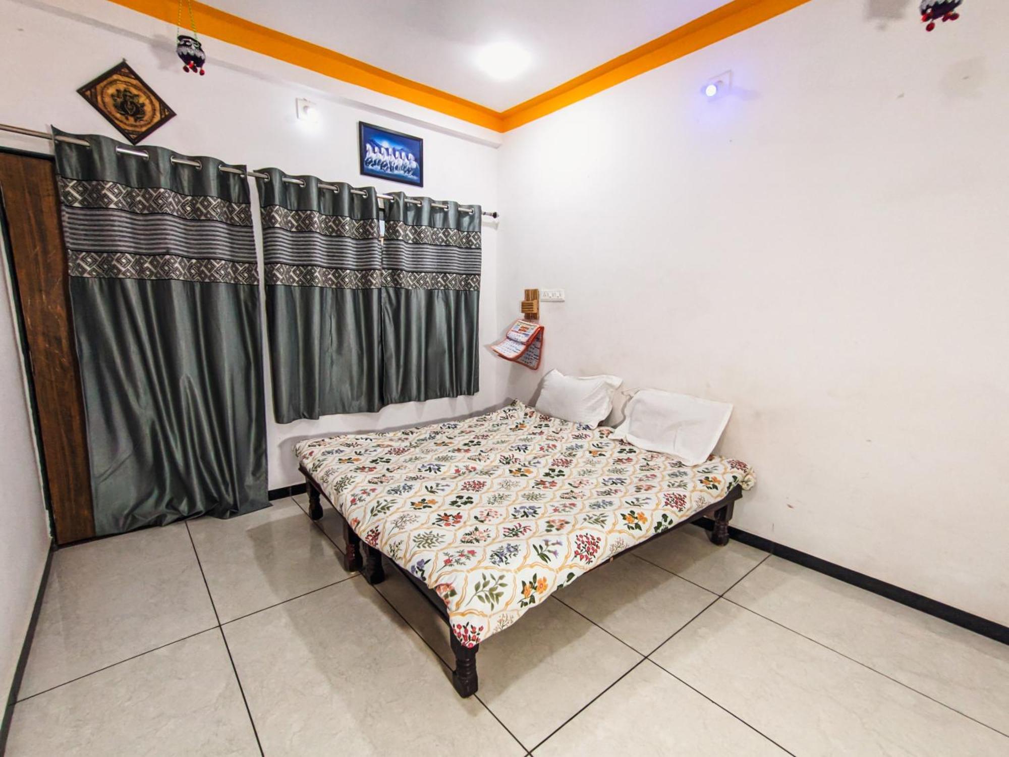 Bhavya Homestay Garudeshwar Exterior photo
